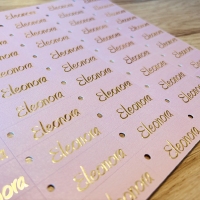 Naamkaartjes met perforatie